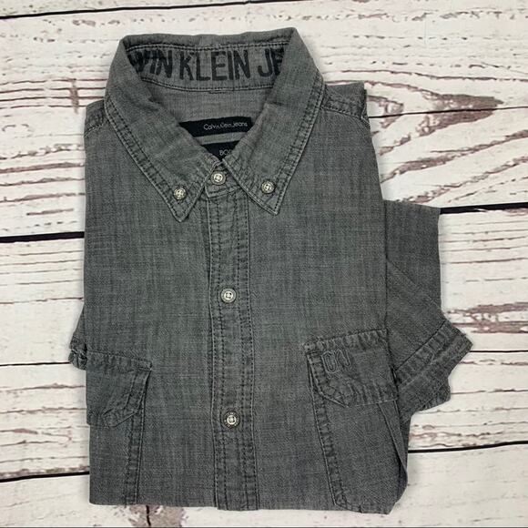 Calvin Klein gray denim shirt - Picture 6 of 6